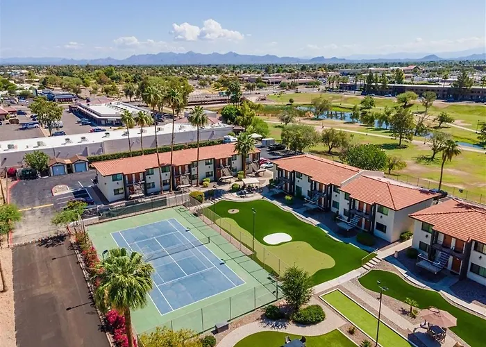 Apartament Scottsdale's Premium Short Term Getaway, Fully Furnished 1 Bedroom Homes, Free Golf, Cable, Utilities, Wi-fi, Parking, Pool, And Bike Trails- Unit 112 Apts