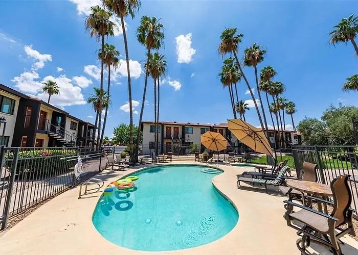 Scottsdale's Premium Short Term Getaway, Fully Furnished 1 Bedroom Homes, Free Golf, Cable, Utilities, Wi-fi, Parking, Pool, And Bike Trails- Unit 112 Apts * Scottsdale